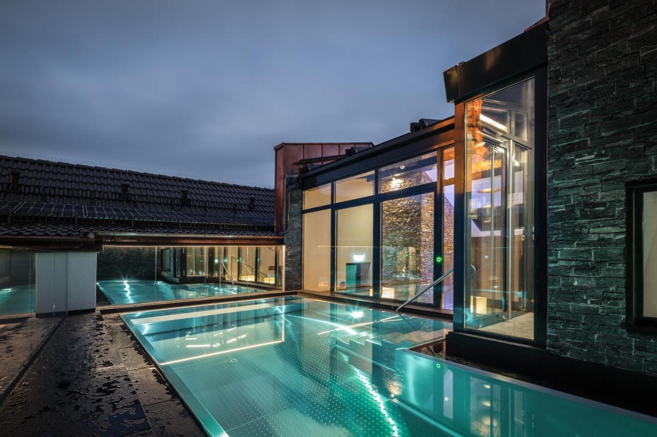 Hotel-Gasthof Hoettl デッゲンドルフ エクステリア 写真